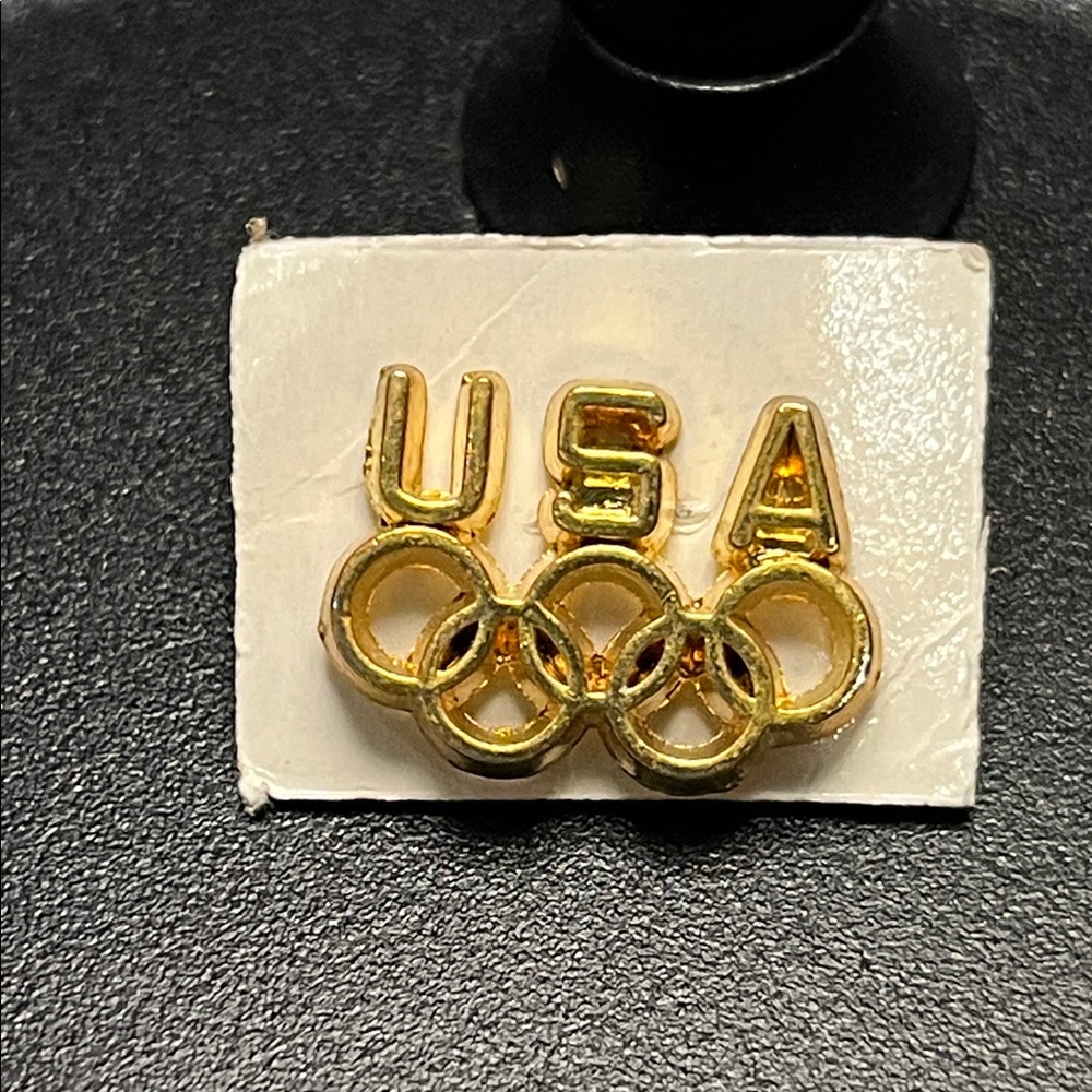 Vintage Gold USA Olympic Pin